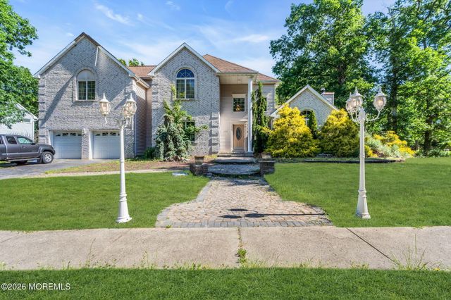 203 Superior Court, Toms River, NJ 08755
