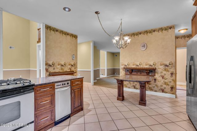 203 Superior Court, Toms River, NJ 08755