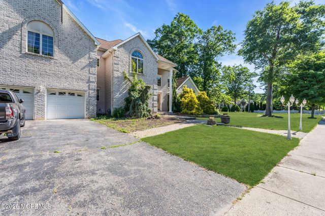 203 Superior Court, Toms River, NJ 08755