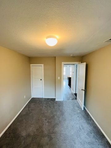 4000 Walker Street, Dallas, TX 75211