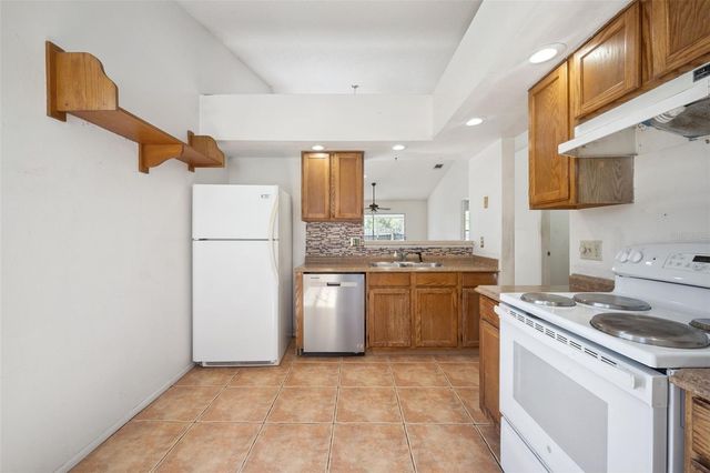 1689 TORRINGTON CIRCLE, Longwood, FL 32750