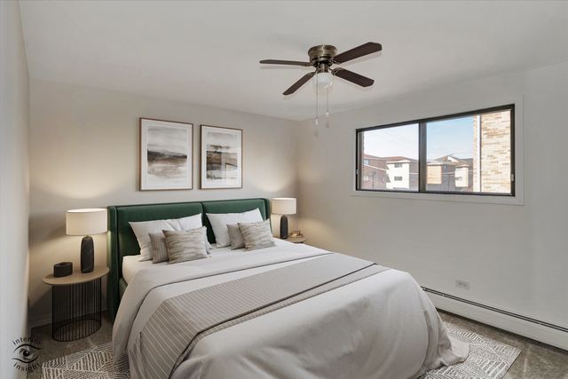 6317 W 64th Place 2S, Chicago, IL 60638