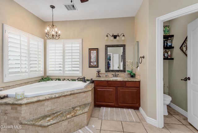 4534 W Columbia Way, Quartz Hill, CA 93536