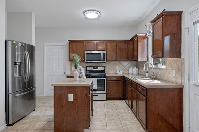 145 Trinity DR, Kyle, TX 78640