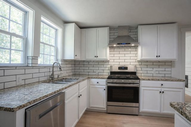 70 Clippard ST, Enoree, SC 29335