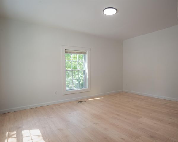 70 Clippard ST, Enoree, SC 29335