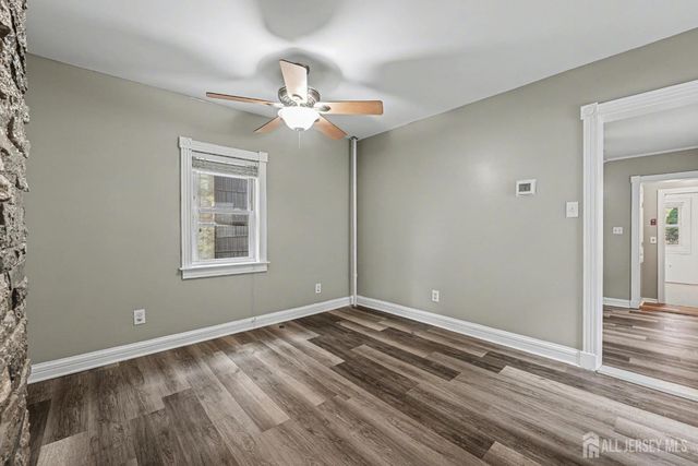 86 Hillside Avenue, South River, NJ 08882