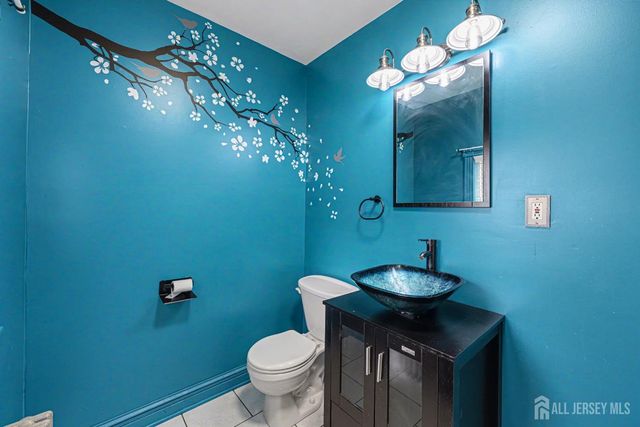 86 Hillside Avenue, South River, NJ 08882