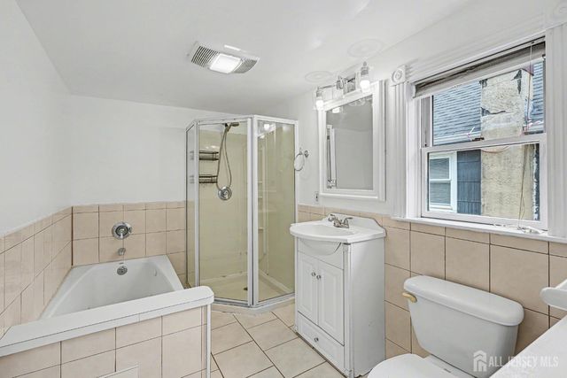 86 Hillside Avenue, South River, NJ 08882