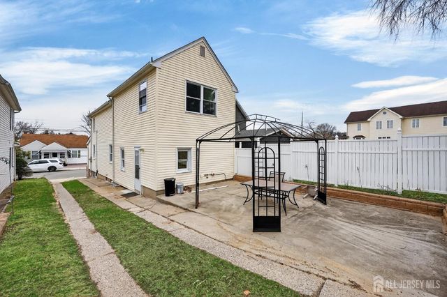 86 Hillside Avenue, South River, NJ 08882