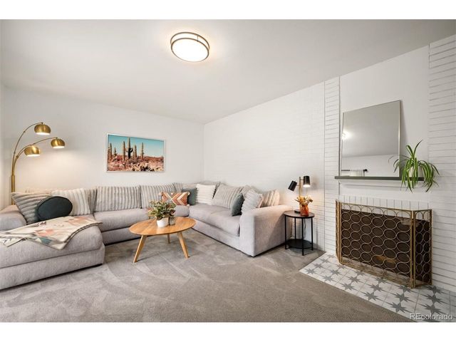 5905 Urban St, Arvada, CO 80004