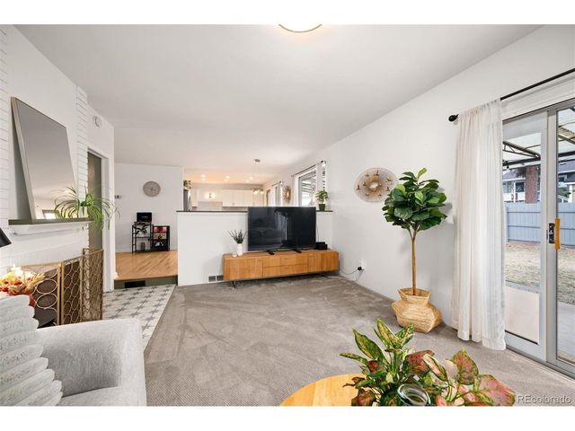 5905 Urban St, Arvada, CO 80004