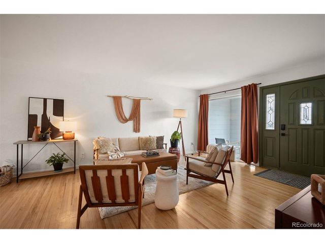 5905 Urban St, Arvada, CO 80004