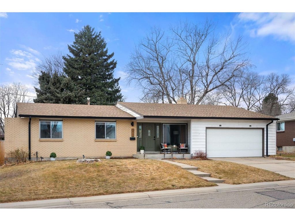 5905 Urban St, Arvada, CO 80004