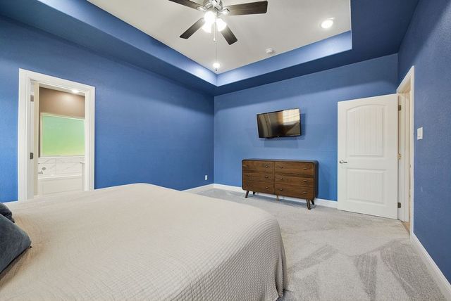 836 Haynie Drive, Runaway Bay, TX 76426
