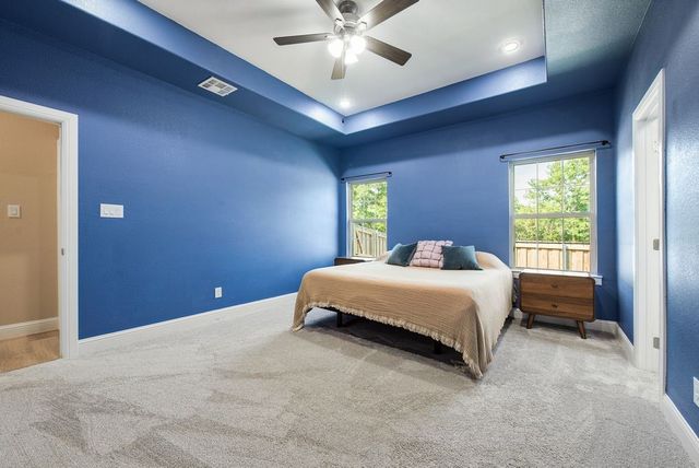 836 Haynie Drive, Runaway Bay, TX 76426