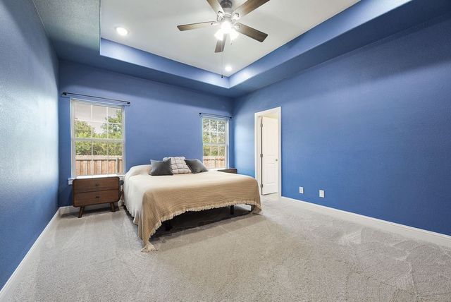 836 Haynie Drive, Runaway Bay, TX 76426