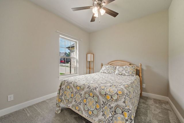 836 Haynie Drive, Runaway Bay, TX 76426