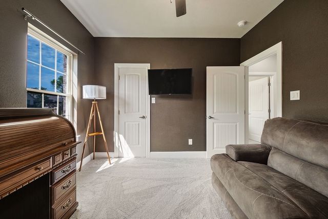836 Haynie Drive, Runaway Bay, TX 76426