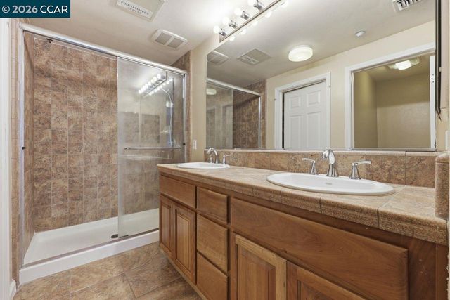 3290 Maguire Way 404, Dublin, CA 94568