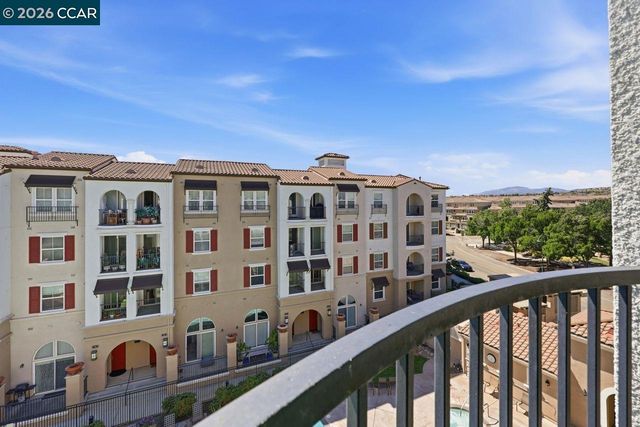 3290 Maguire Way 404, Dublin, CA 94568