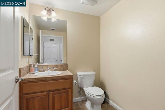 3290 Maguire Way 404, Dublin, CA 94568