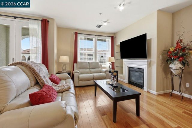 3290 Maguire Way 404, Dublin, CA 94568