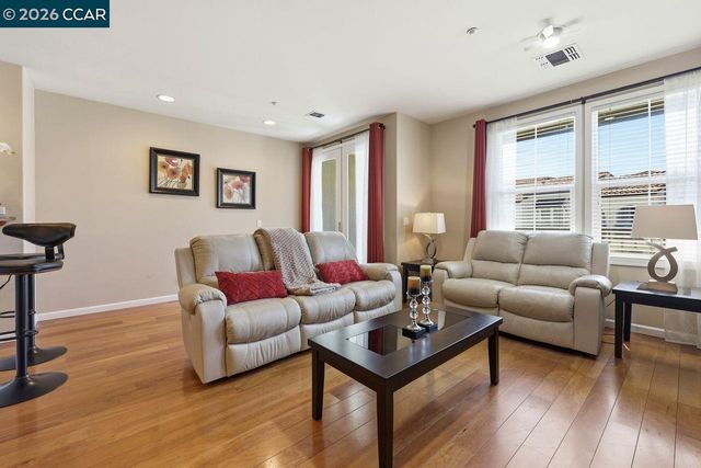 3290 Maguire Way 404, Dublin, CA 94568