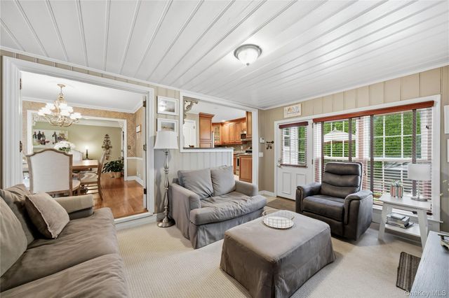99 Oldfield Avenue, Amityville, NY 11701