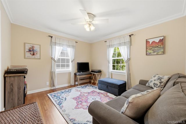 99 Oldfield Avenue, Amityville, NY 11701