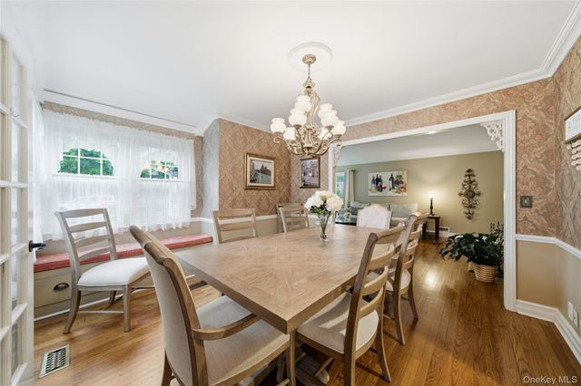 99 Oldfield Avenue, Amityville, NY 11701
