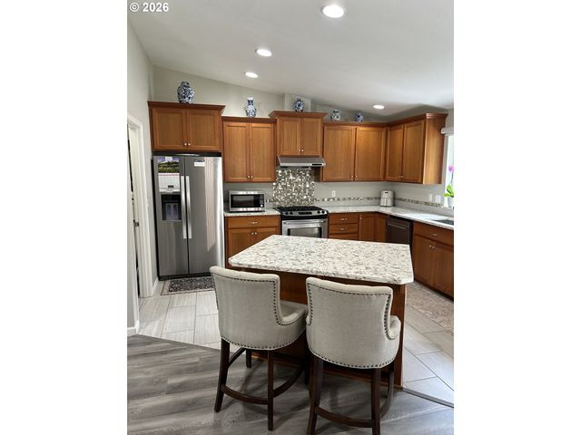 23660 Se FIRWOOD Rd, Sandy, OR 97055