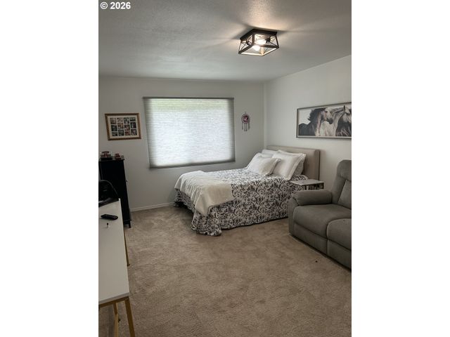 23660 Se FIRWOOD Rd, Sandy, OR 97055