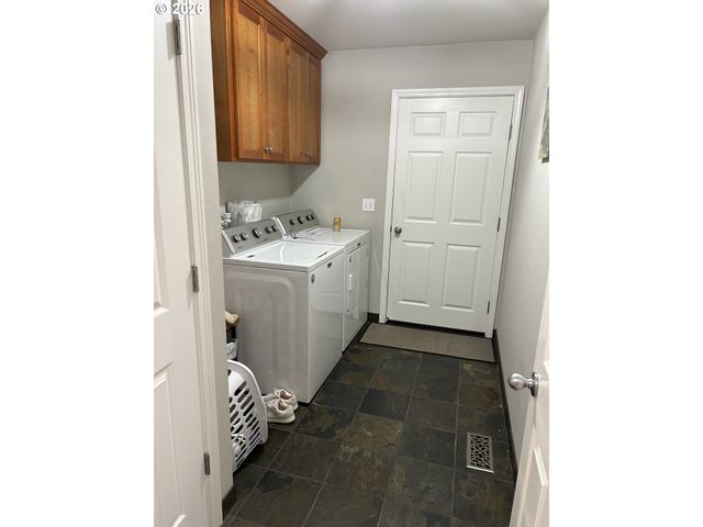 23660 Se FIRWOOD Rd, Sandy, OR 97055