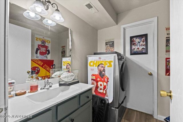 101 VENTURA AVENUE, Jefferson City, MO 65109