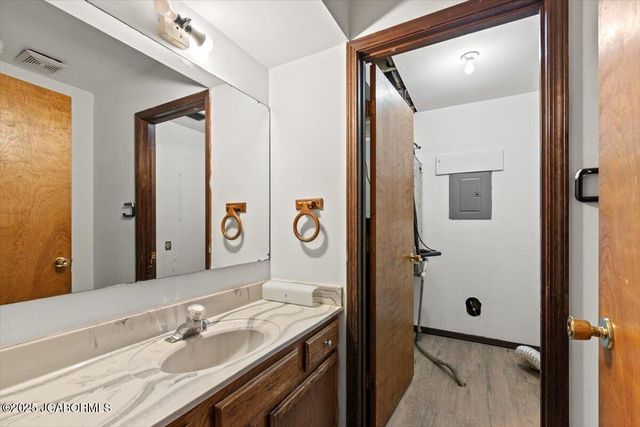 101 VENTURA AVENUE, Jefferson City, MO 65109