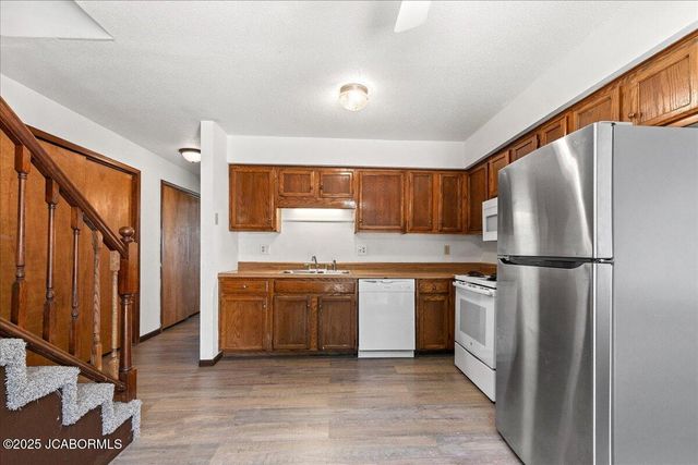 101 VENTURA AVENUE, Jefferson City, MO 65109