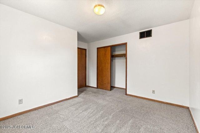 101 VENTURA AVENUE, Jefferson City, MO 65109