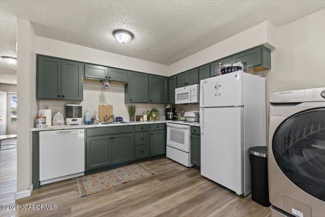 101 VENTURA AVENUE, Jefferson City, MO 65109