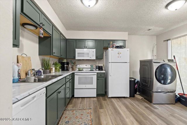 101 VENTURA AVENUE, Jefferson City, MO 65109