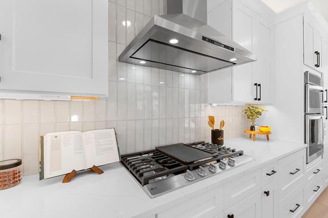 206 Armstrong DR, Georgetown, TX 78633