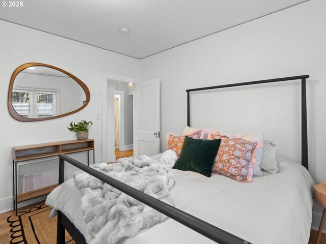 4725 Ne 100TH Ave, Portland, OR 97220