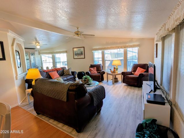 450 W SUNWEST Drive 108, Casa Grande, AZ 85122