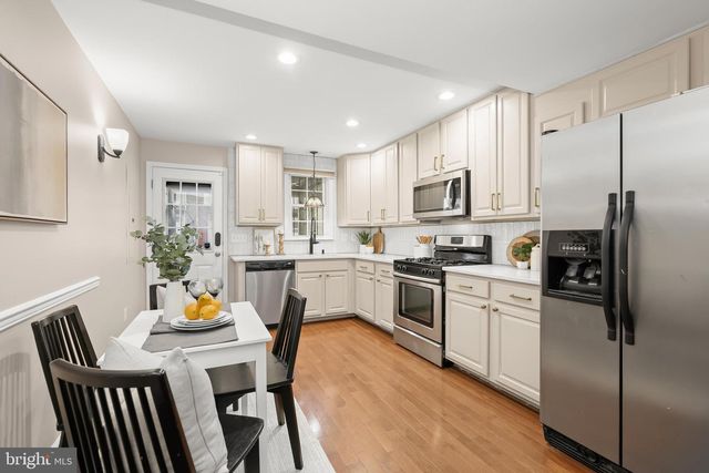 617 S GLOVER ST, Baltimore, MD 21224