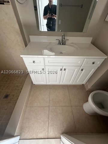 861 NE 207th Ln 201-14, Miami, FL 33179