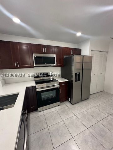 861 NE 207th Ln 201-14, Miami, FL 33179
