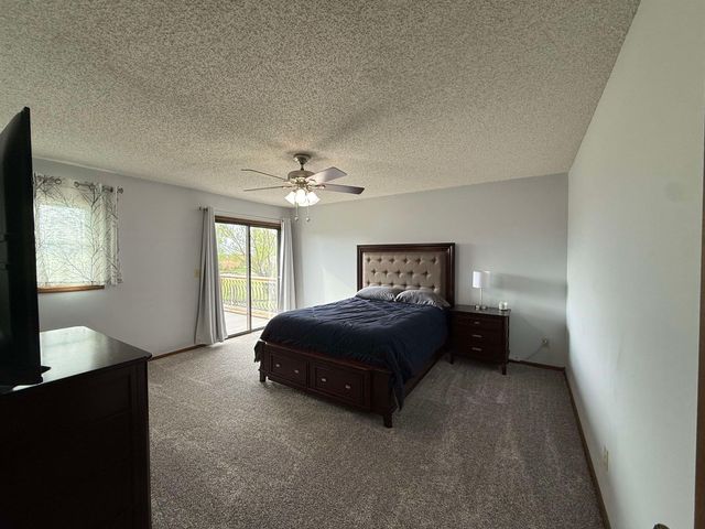 6658 S Bedford Cir, Derby, KS 67037