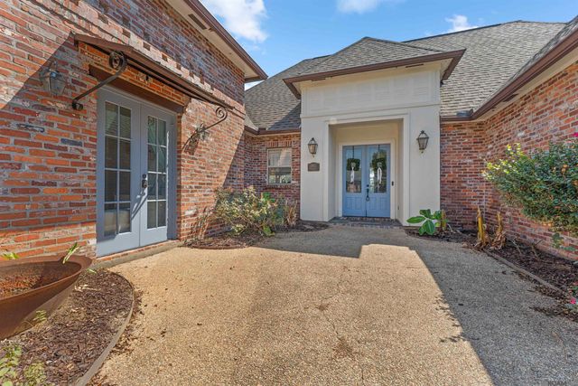 2842 Muirfield Dr, Zachary, LA 70791