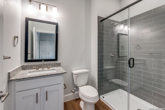 330 E Carson St Apt 2301, San Antonio, TX 78208