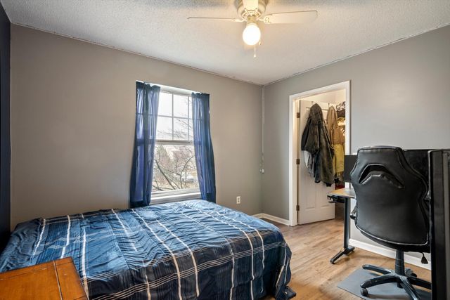 38592 Emerald Lane N, Westland, MI 48185